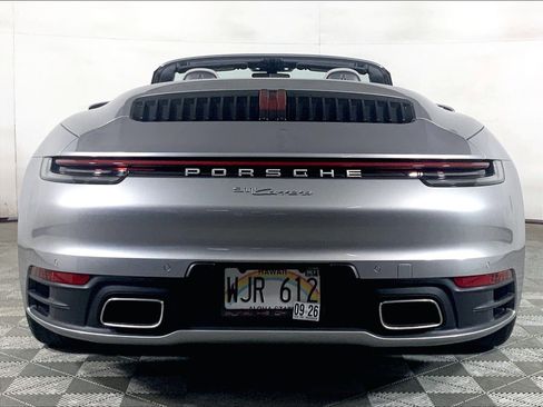 Certified 2022 Porsche 911 Carrera RWD image 10