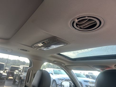 Used 2020 Kia Telluride SX w/ Towing Package FWD image 58