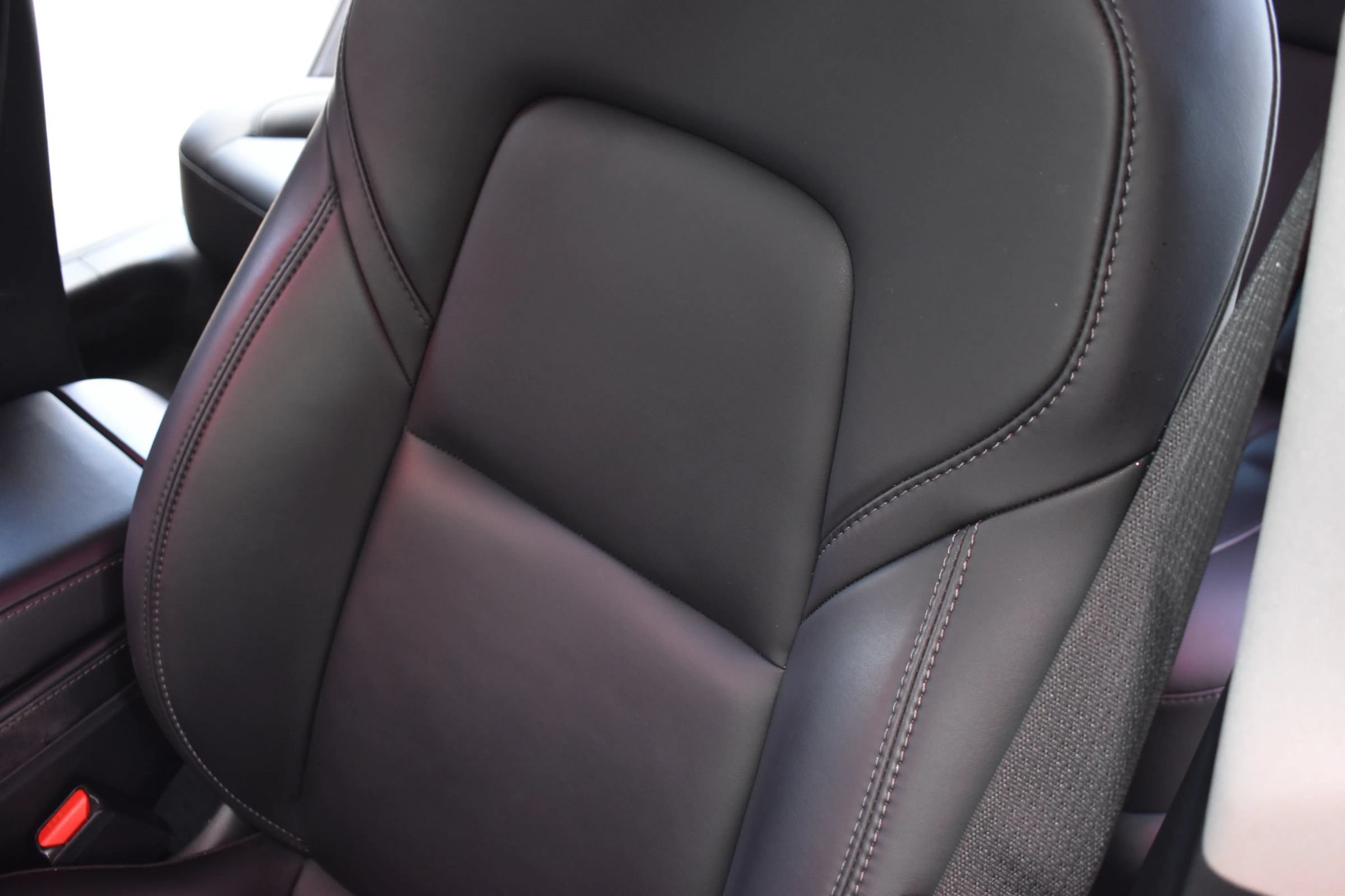 Used 2023 Tesla Model 3 Standard Range RWD image 9