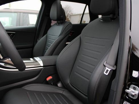 New 2026 Mercedes-Benz GLC 300 4MATIC image 27