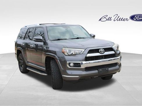 Used 2016 Toyota 4Runner Limited image 3
