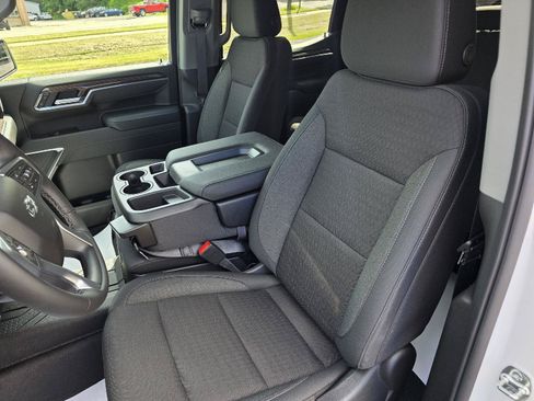 New 2026 Chevrolet Silverado 1500 RST w/ LPO, Dark Essentials Package AWD/4WD image 12