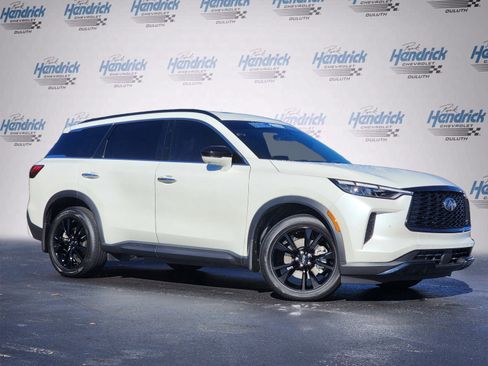 Used 2025 INFINITI QX60 Luxe w/ Black Edition image 2