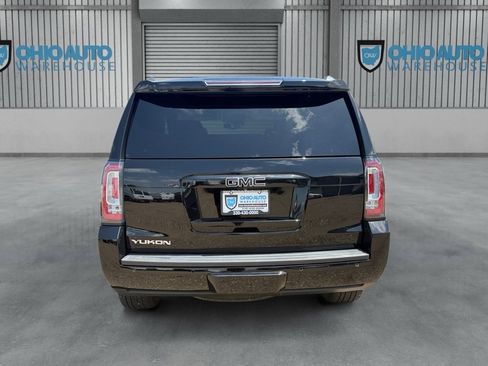 Used 2019 GMC Yukon SLT w/ Graphite Performance Edition AWD/4WD image 7