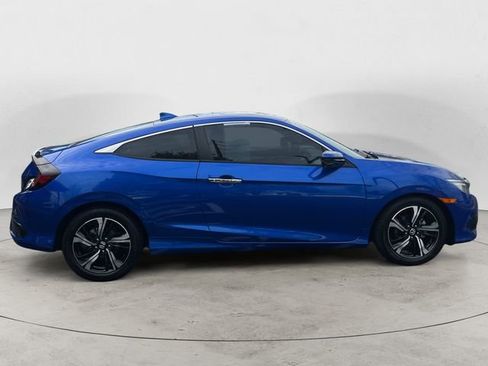 Used 2016 Honda Civic Touring image 6