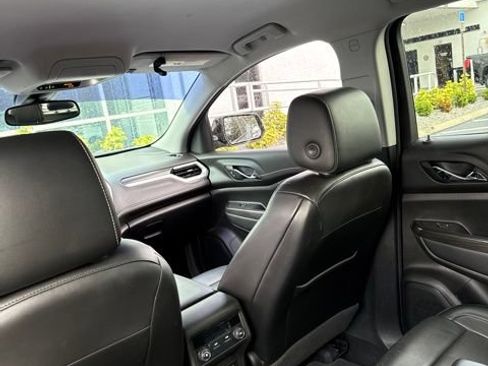 Used 2021 GMC Acadia SLT w/ Elevation Edition FWD image 5