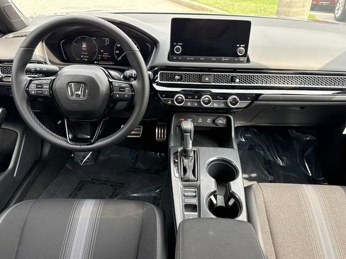 Used 2026 Honda Civic Sport image 3