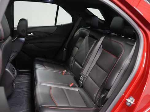 Used 2023 Chevrolet Equinox RS w/ RS Leather Package image 28