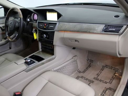 Used 2011 Mercedes-Benz E 350 4MATIC Sedan image 25