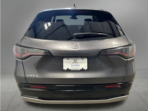 Certified 2025 Honda HR-V EX-L image 5