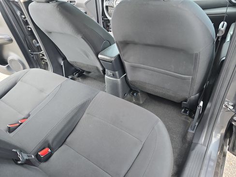 Used 2024 Nissan Kicks S image 12