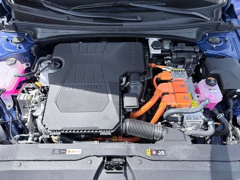 New 2025 Hyundai Elantra SEL FWD image 29