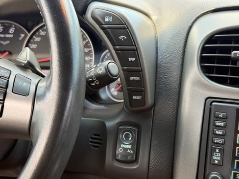 Used 2007 Chevrolet Corvette Coupe w/ Preferred Equipment Group RWD image 14