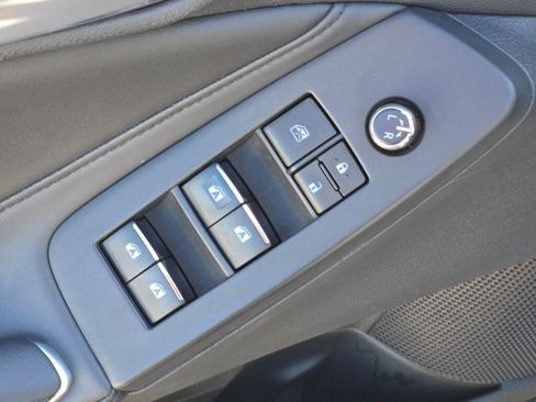 Used 2019 Toyota Avalon XLE w/ Moonroof Package image 22