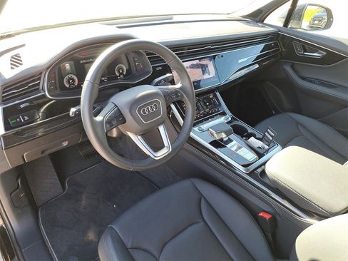Used 2025 Audi Q7 3.0T Premium Plus w/ Premium Plus Package image 5