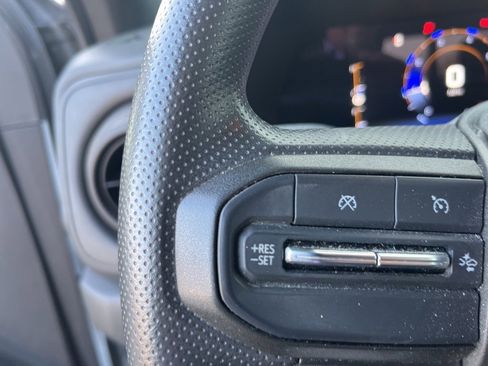 Used 2023 Chevrolet Colorado Trail Boss w/ Advanced Trailering Package image 19