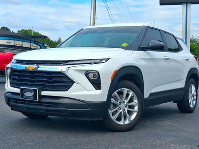 Used 2025 Chevrolet TrailBlazer LS w/ LS Convenience Package