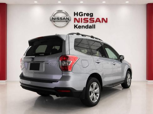 Used 2016 Subaru Forester 2.5i Limited AWD/4WD image 4