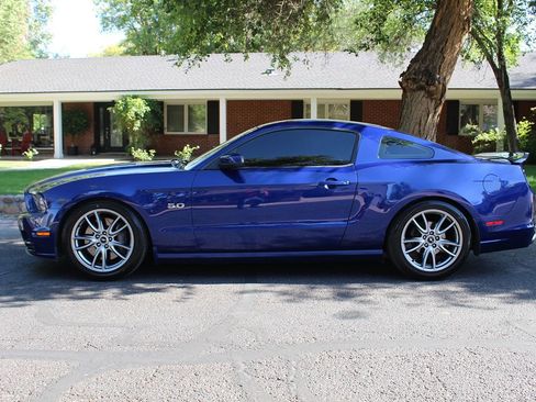 Used 2014 Ford Mustang GT w/ GT Track Package RWD image 2