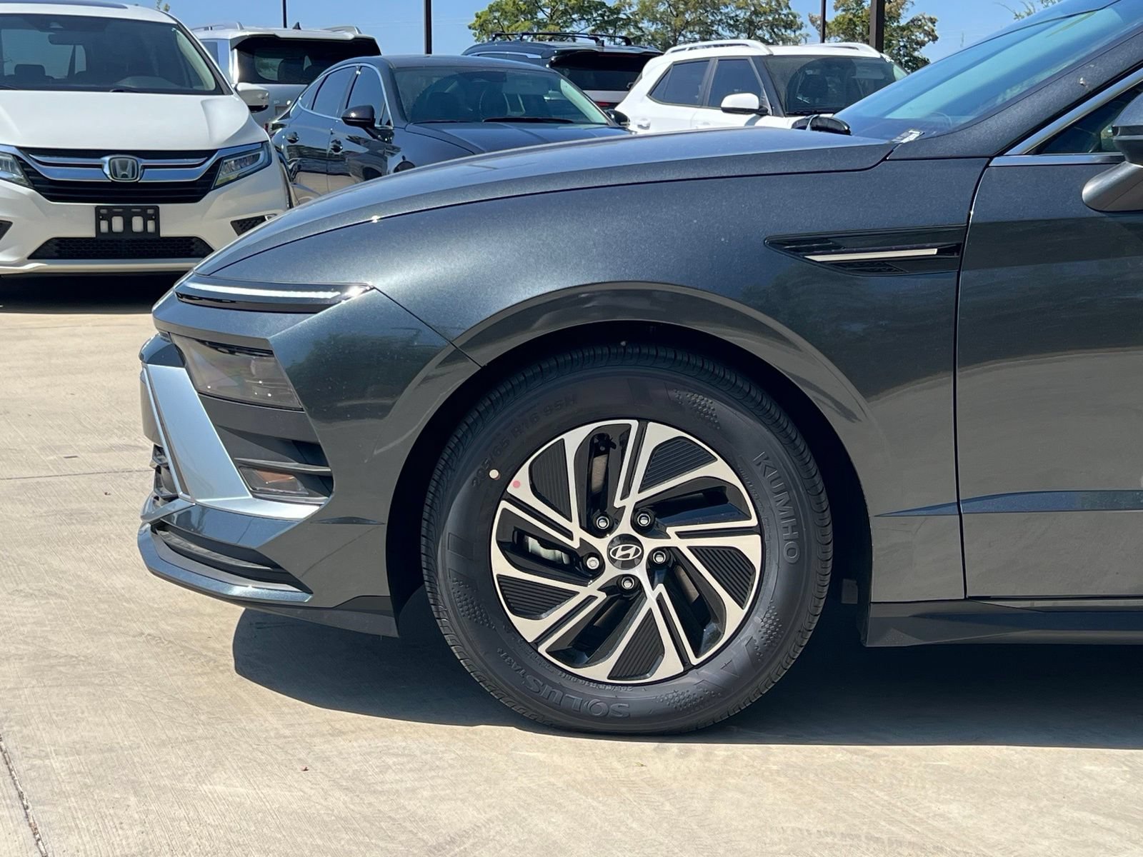 New 2026 Hyundai Sonata Blue FWD image 8