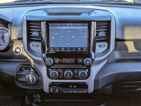 Used 2024 RAM 2500 Tradesman w/ Chrome Appearance Group image 18