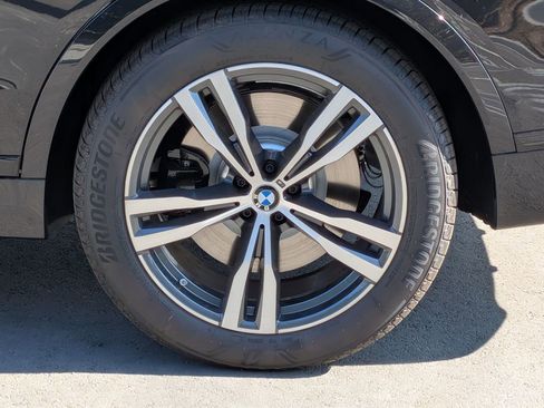 New 2026 BMW X7 M60i w/ Executive Package AWD/4WD image 29