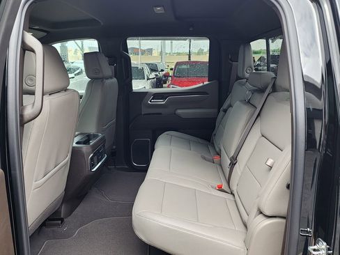 New 2026 GMC Sierra 1500 SLT w/ SLT Premium Plus Package AWD/4WD image 42