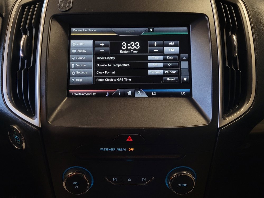 Used 2015 Ford Edge SEL w/ Equipment Group 201A AWD/4WD image 25