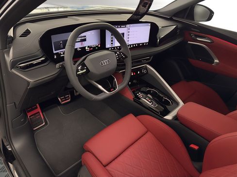 New 2026 Audi SQ5 Premium Plus AWD/4WD image 4