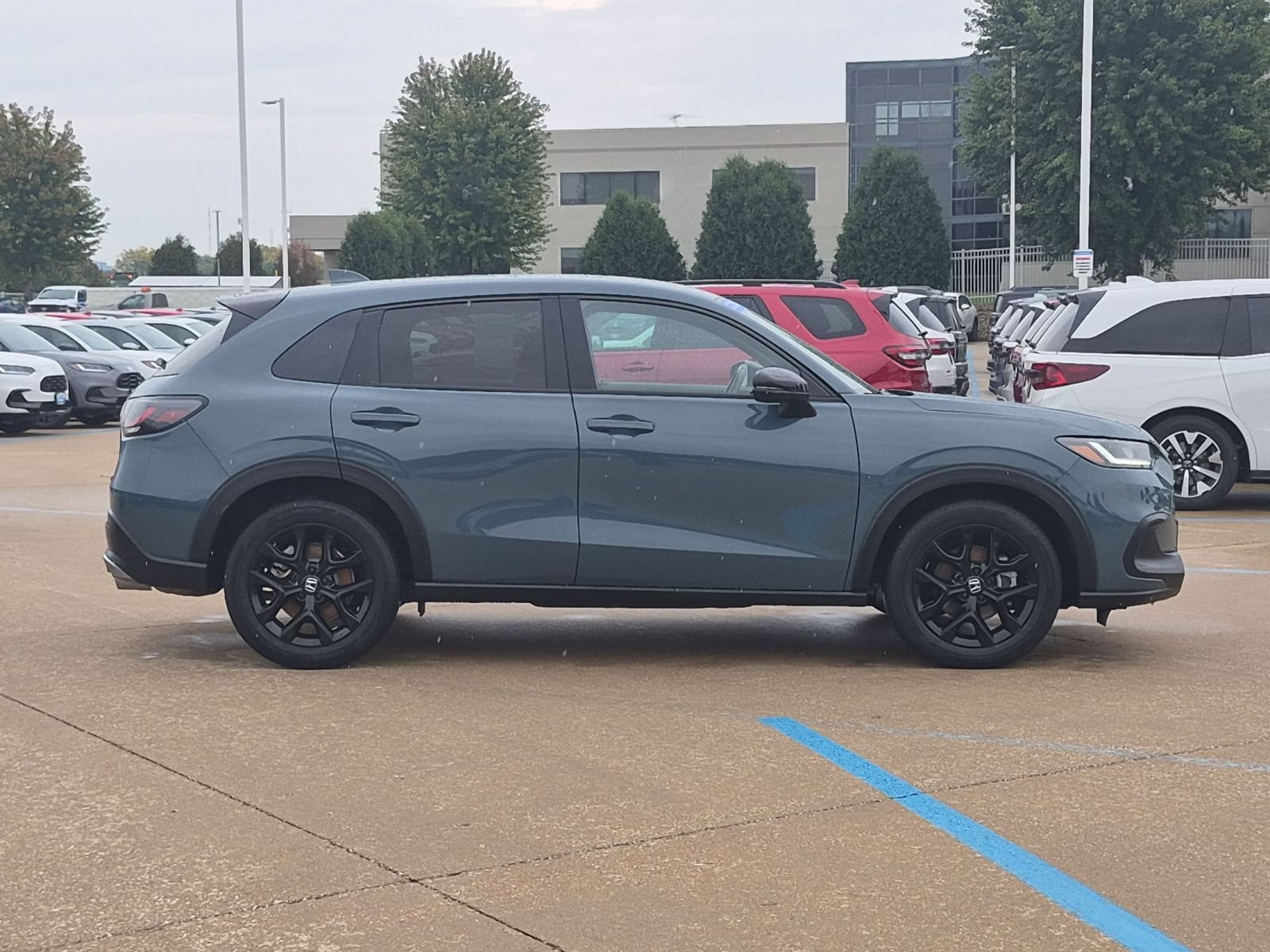 Used 2024 Honda HR-V Sport image 6