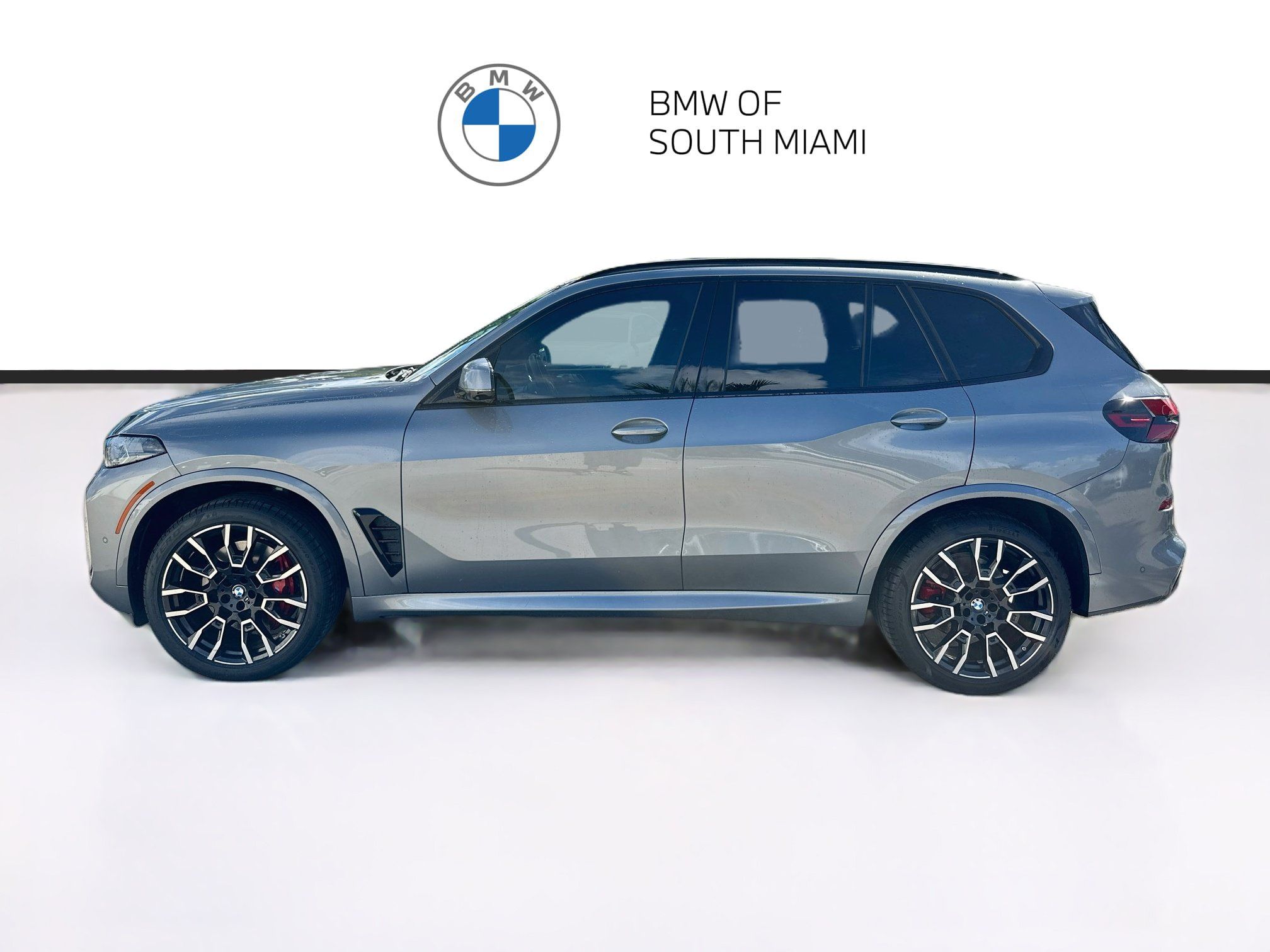 Certified 2024 BMW X5 sDrive40i w/ Executive Package RWD image 4
