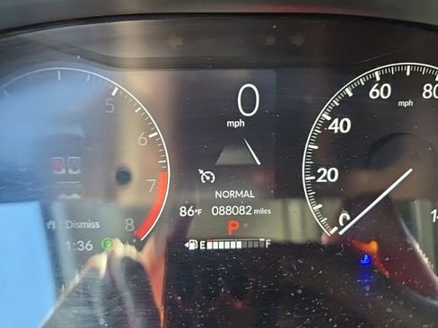 Used 2024 Honda HR-V EX-L image 12