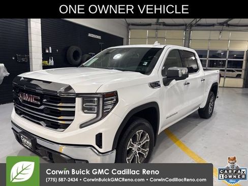 Used 2025 GMC Sierra 1500 SLT image 1
