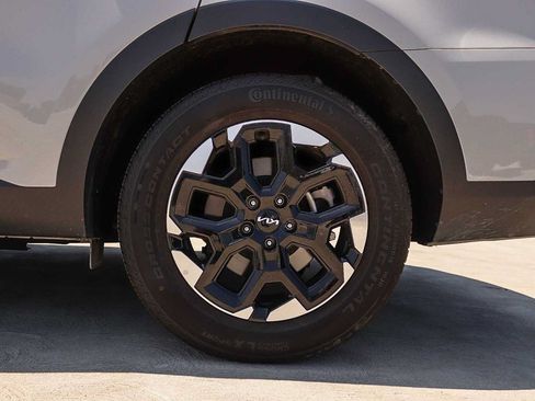 Used 2025 Kia Sorento S w/ Panoramic Sunroof Package FWD image 10