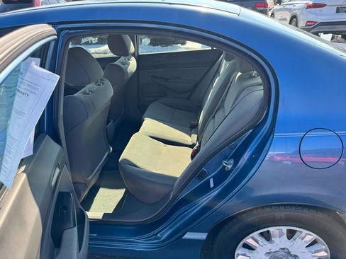 Used 2011 Honda Civic DX-VP image 11