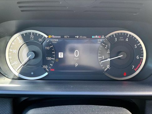 Used 2023 Land Rover Discovery S R-Dynamic image 19