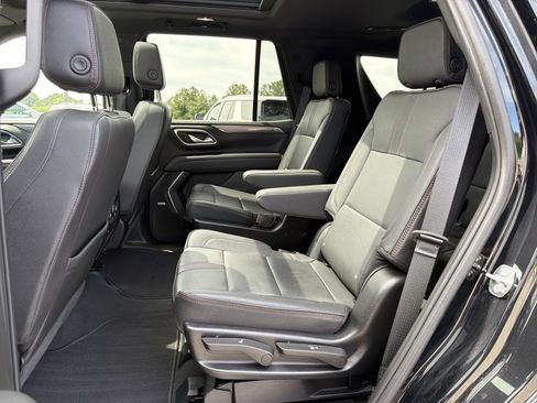 Used 2024 Chevrolet Tahoe RST w/ Luxury Package AWD/4WD image 30