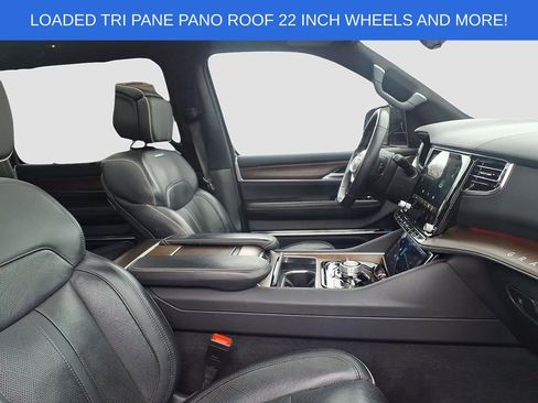 Used 2023 Jeep Grand Wagoneer L Series II AWD/4WD image 12