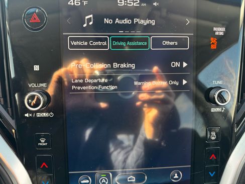 Used 2022 Subaru Outback Premium image 19