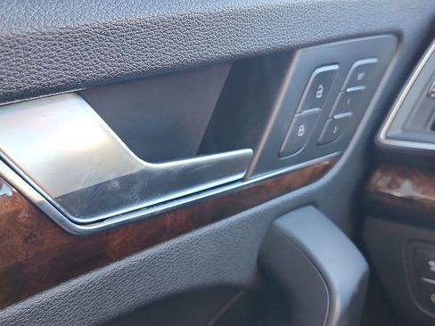 Used 2018 Audi Q5 2.0T Premium Plus w/ Premium Plus Package image 29