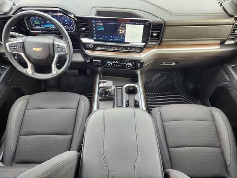 Used 2023 Chevrolet Silverado 1500 LT w/ Z71 Off-Road Package AWD/4WD image 26