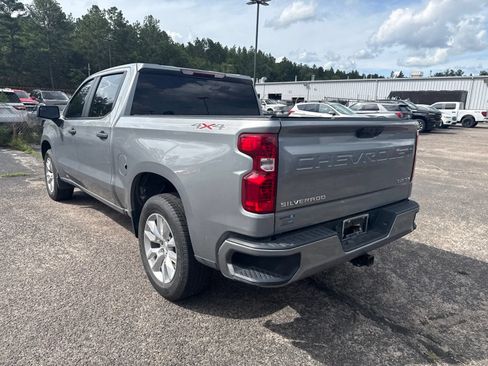Used 2024 Chevrolet Silverado 1500 Custom AWD/4WD image 5