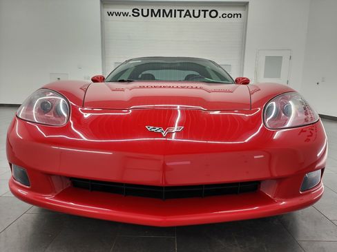 Used 2009 Chevrolet Corvette Coupe w/ Preferred Equipment Group RWD image 19