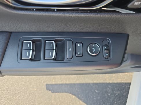 Used 2025 Honda CR-V EX-L image 26