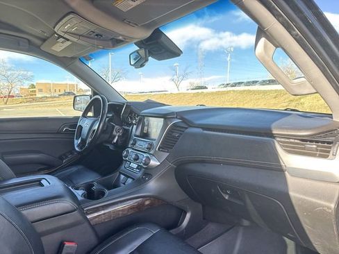 Used 2019 Chevrolet Tahoe LT image 24