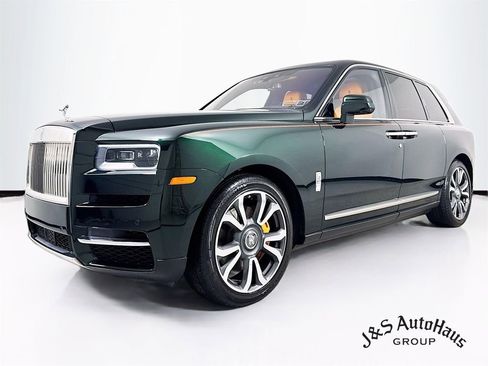 Used 2023 Rolls-Royce Cullinan image 3