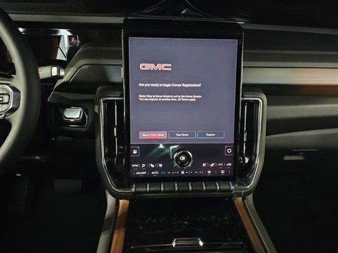 New 2026 GMC Yukon XL Denali image 25