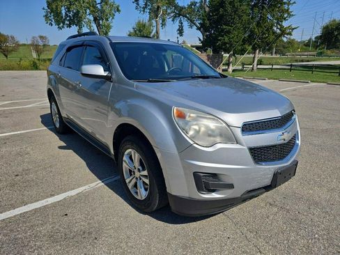 Used 2012 Chevrolet Equinox LT w/ Driver Convenience Package image 3