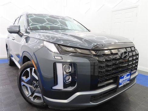 Used 2023 Hyundai Palisade SEL w/ Cargo Package AWD/4WD image 2
