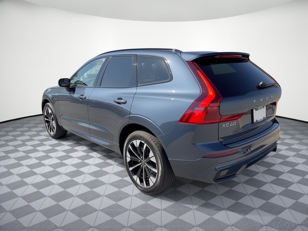 Used 2026 Volvo XC60 B5 Plus AWD/4WD image 3